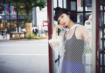 女性モデルのビューティー・ポートレート撮影作品 撮影:小原 聡太(東京拠点のフォトグラファー)